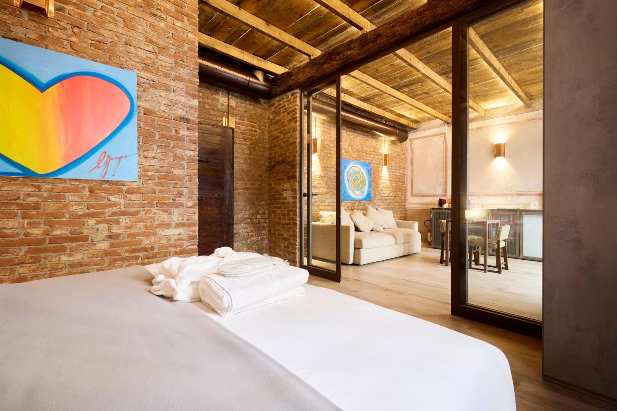 Red Moon-Emme Loft Apartment Milan Bagian luar foto