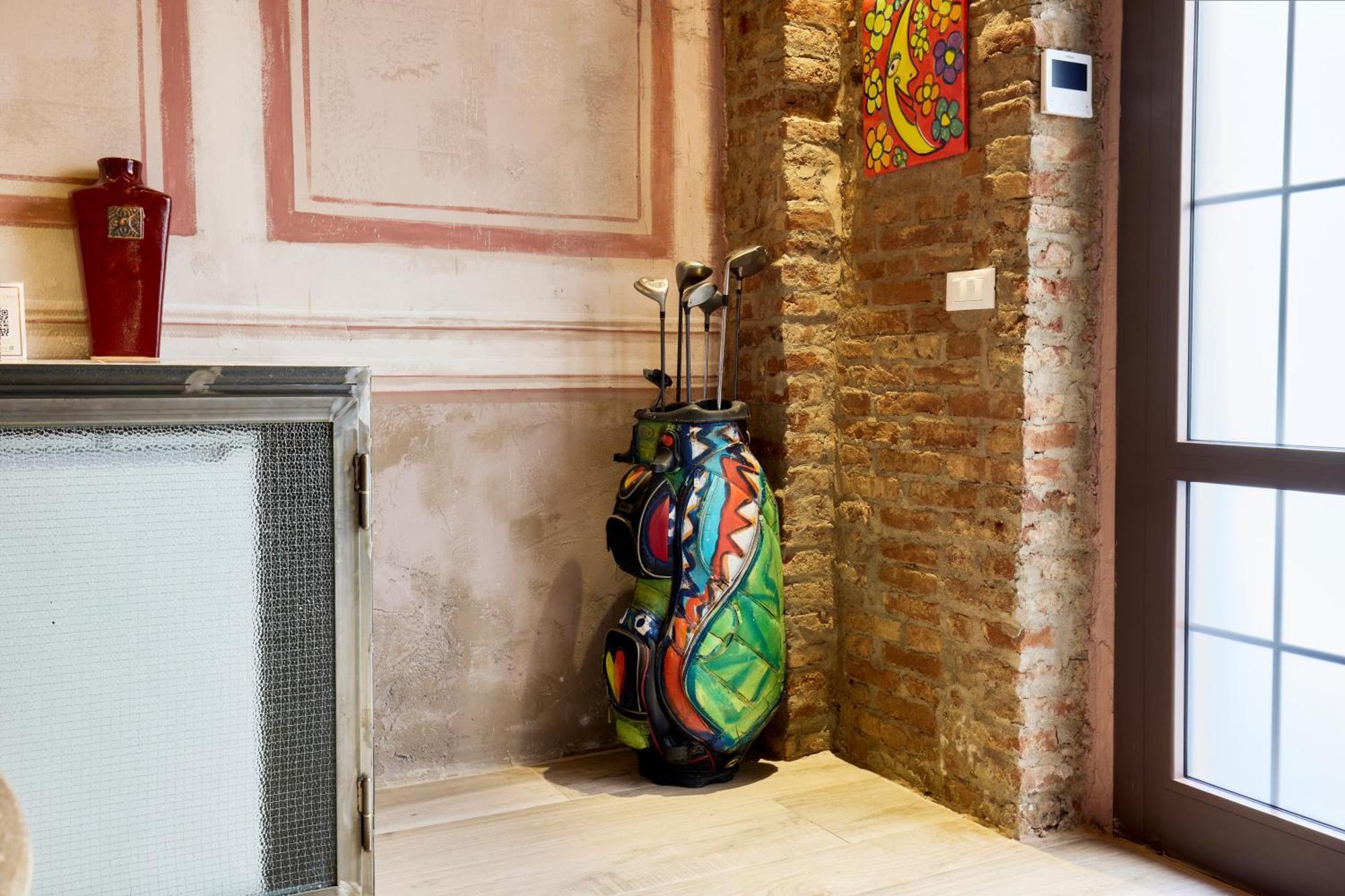 Red Moon-Emme Loft Apartment Milan Bagian luar foto